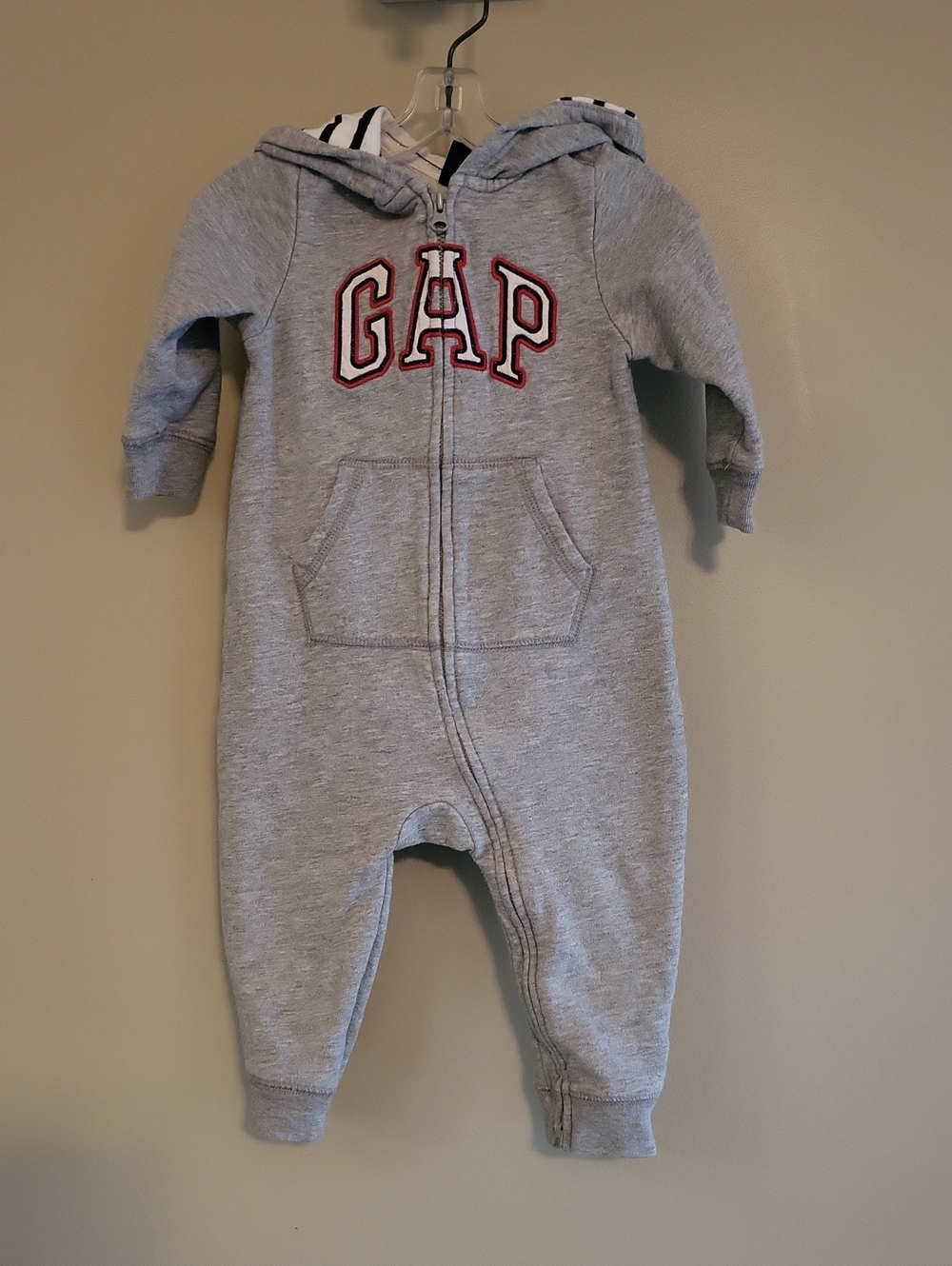 GAP light grey hooded one piece with red/white logo